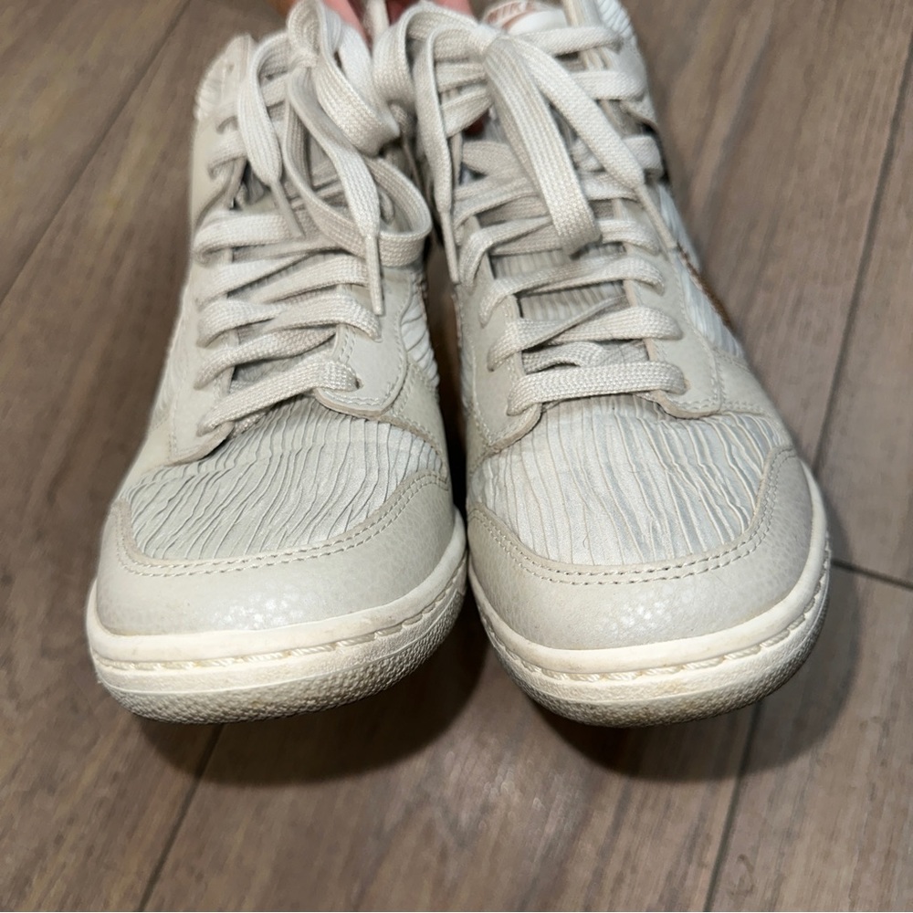 NIKE light bone gray / bronze Sky High hidden wedge sneakers 8 - Picture 5 of 10